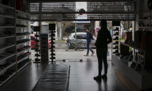 La Plata: Garro exigió que se exima del pago de luz y agua a todos los usuarios afectados por los cortes