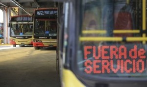 No funciona ningún servicio en La Plata por el paro de colectivos