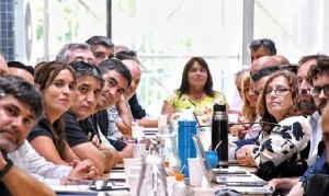 La Provincia acordó con los gremios de la Ley 10430 un aumento salarial del 7,5% escalonado para marzo y abril