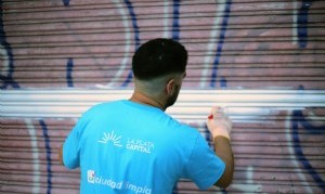 “Ciudad Limpia”: el Municipio superó las 7 mil mejoras en frentes de comercios, viviendas, plazas y escuelas de La Plata