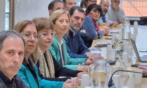 Paritaria bonaerense: Kicillof ofrece 9% en cuotas y los gremios analizan si alcanza frente a la inflación