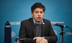 Kicillof acentúa la polarización con Milei y busca declarar la emergencia de la obra pública en PBA
