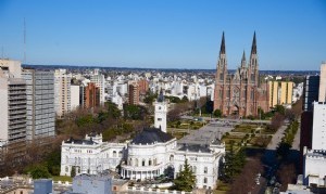 Vacaciones de invierno: la Municipalidad ofrece recorridos guiados gratuitos para descubrir La Plata