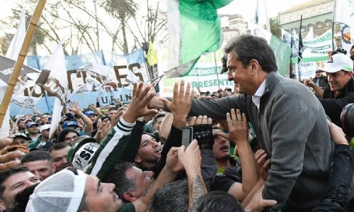 Massa anunció que el piso de Ganancias sube a $1.770.000 desde octubre