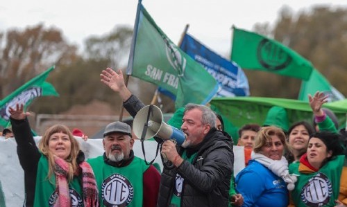 ATE moviliza en la antesala del Día del Trabajador: “Da asco escuchar al Presidente decir que los salarios siguen creciendo”