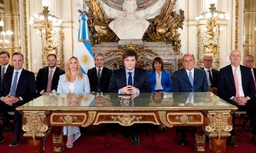 Cadena nacional: Milei dijo que se eliminó el cepo “para siempre”