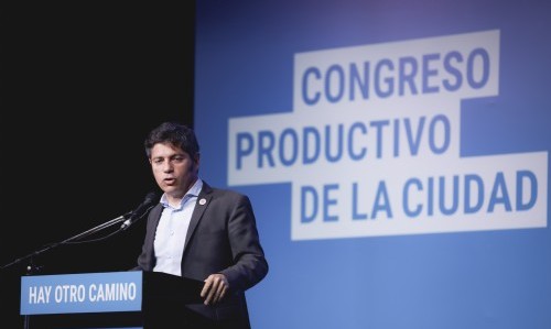Kicillof: “No se puede pensar el desarrollo de la Ciudad sin una política nacional que acompañe la producción y el trabajo”