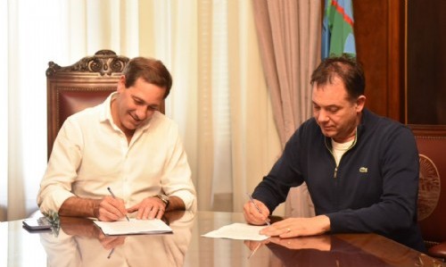 Garro confirmó el cobro del bono de $30 mil y una suba paritaria del 26% para los municipales de La Plata
